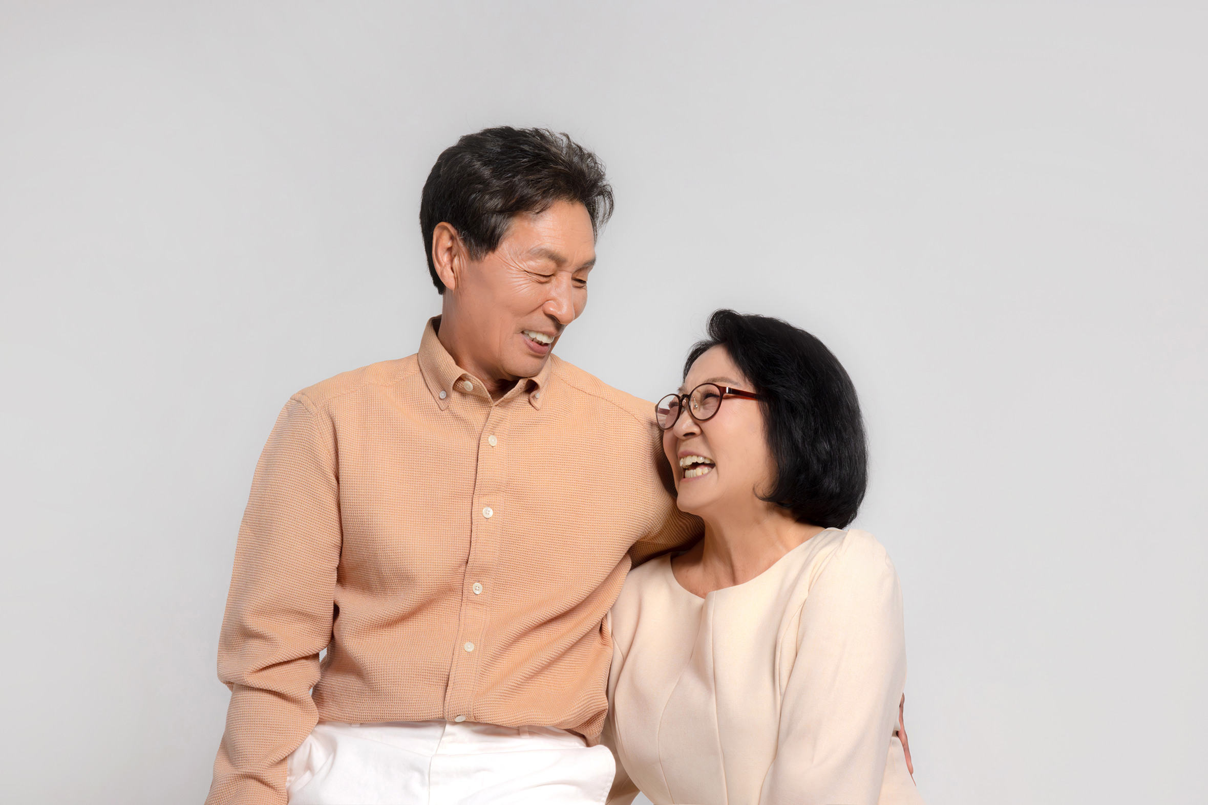 오케이 포즈를 취한 엄마