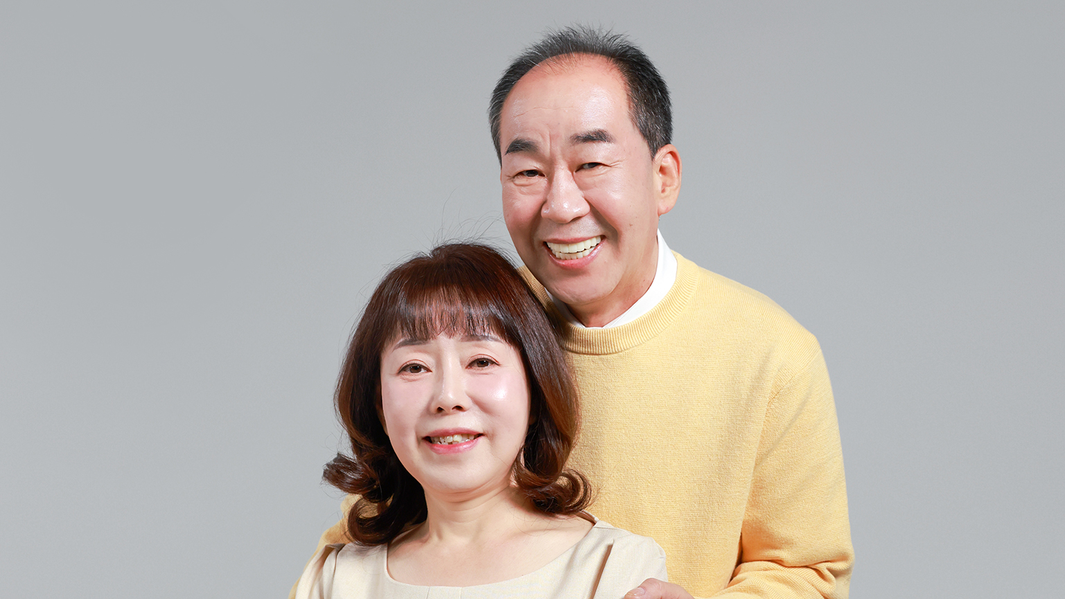 사과를 든 엄마