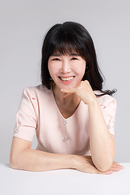 오케이 포즈를 취한 엄마